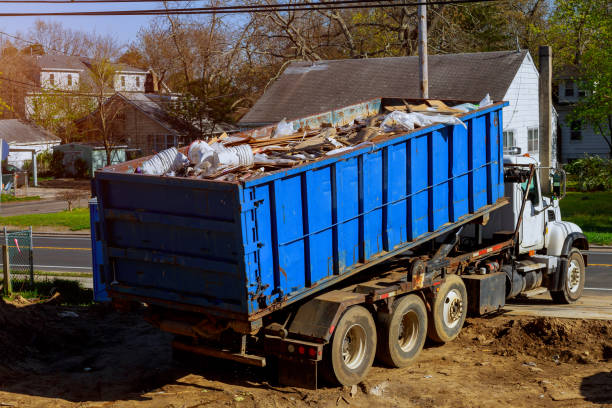 Best Construction Debris Removal  in Sandusky, MI